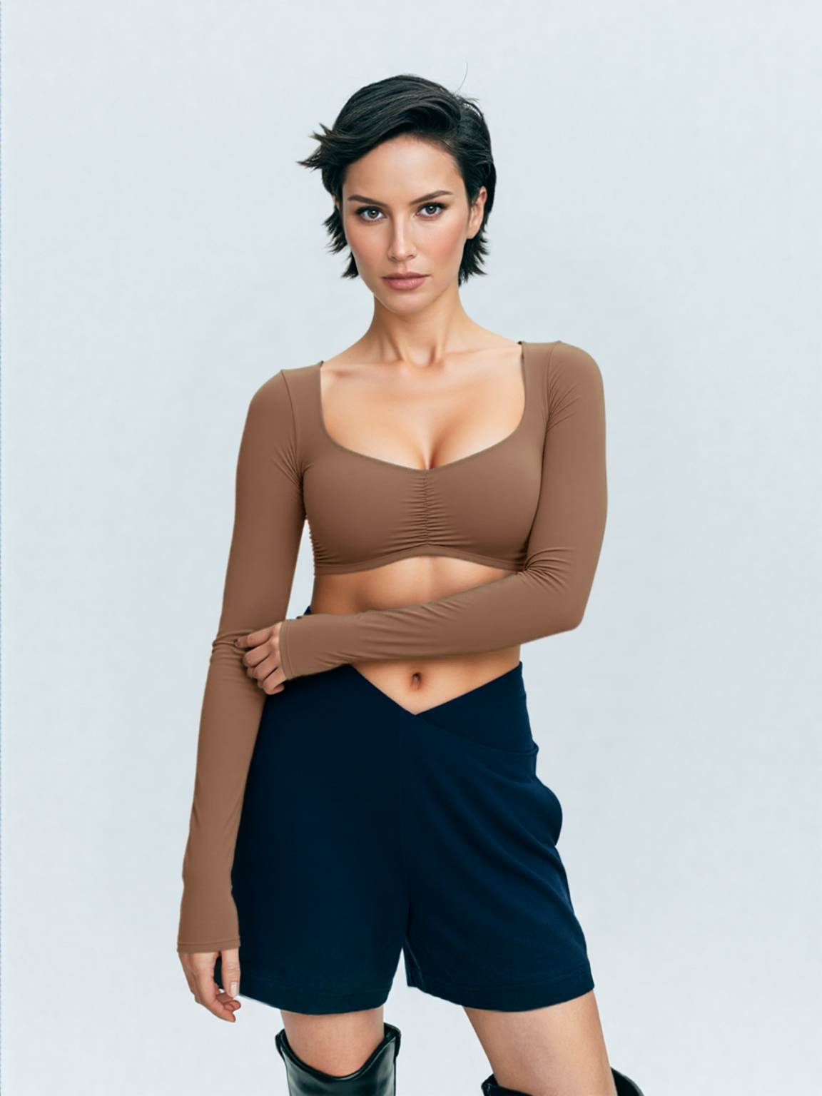 Sleeved & Sexy | Fitted Long Sleeve Crop Top