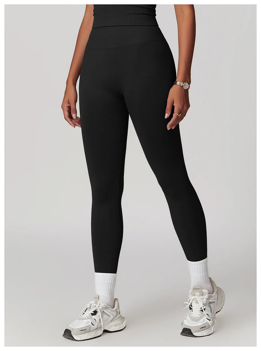 Hochtaillierte Active Leggings in Schwarz mit glatter Passform und abgeschnittenem Saum