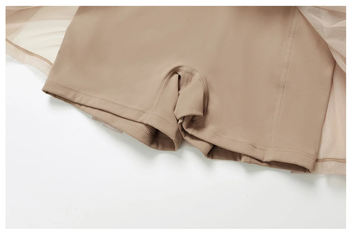 Badminton Bae Active Dress beige/tan, Seitenansatz mit geradem Abschluss am Rocksaum