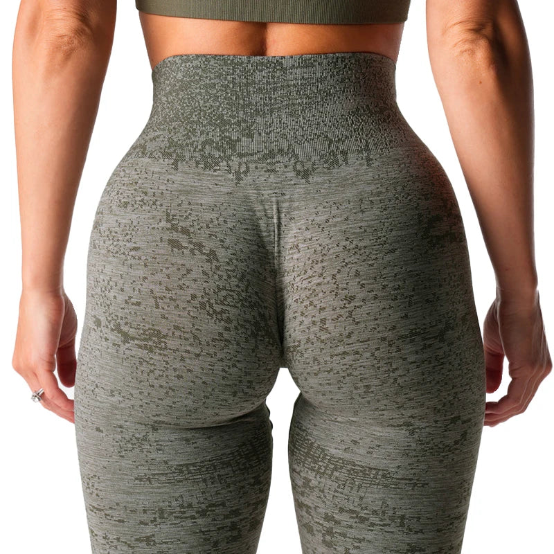 Show Off That Bakery | Unique Pixel Pattern High-Waisted Seamless Active Leggings