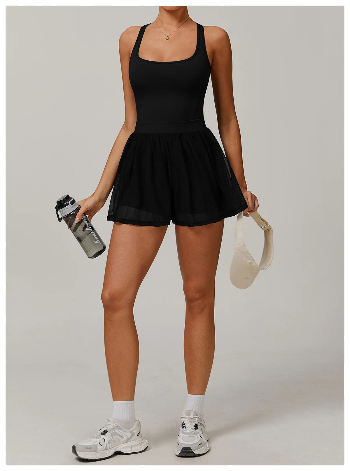 Badminton Bae Active Dress mit transparentem Tüllrock und Taschen, schwarz