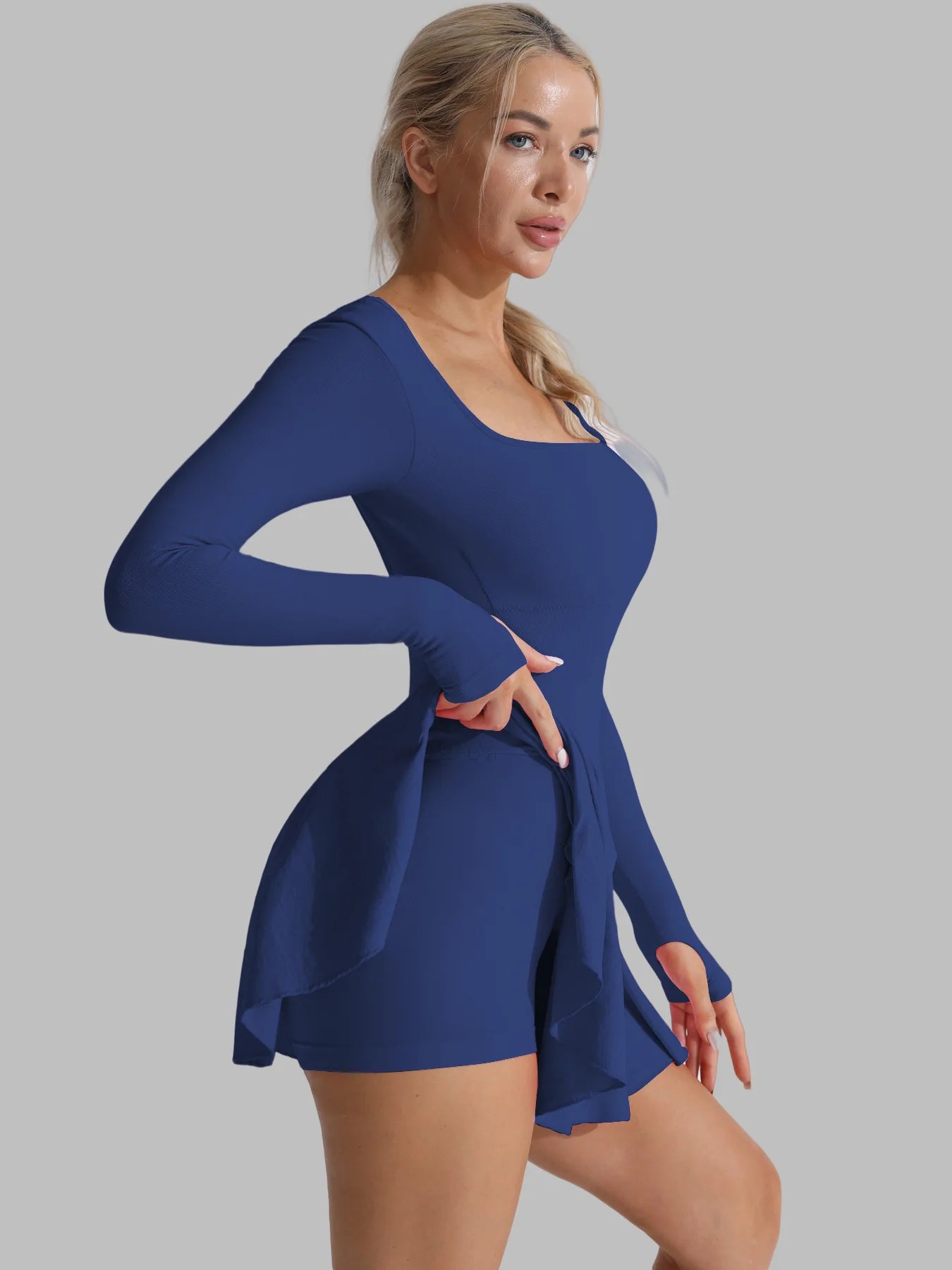 Active-Kleid mit langem Arm, Schwingrock und sichtbarer Unterkante, navyblau