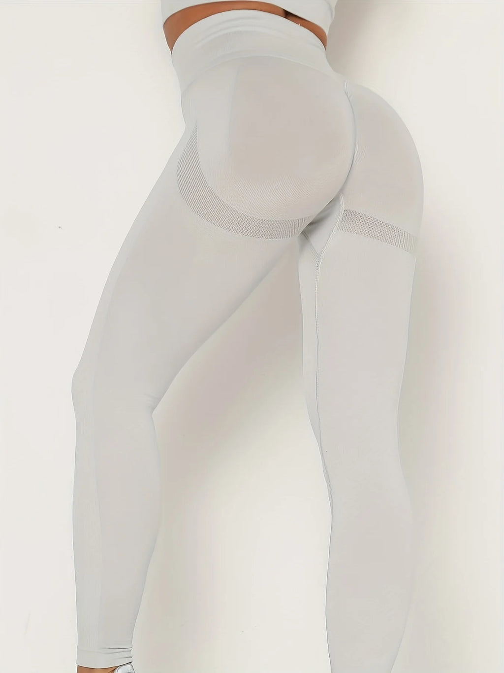 Xooie Fit Light Gray Booty Sculpting Leggings for a Flattering Fit during Workouts
