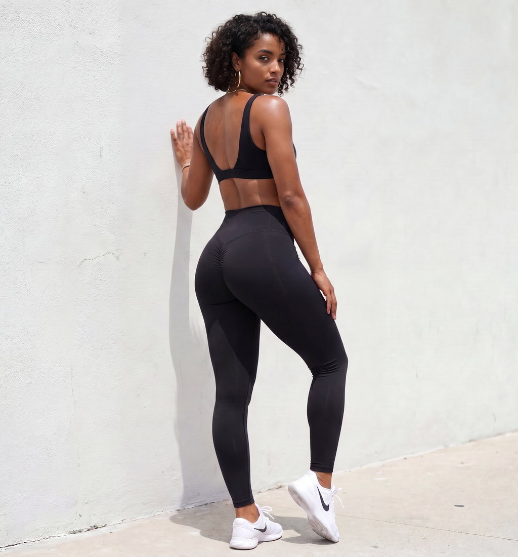 Xooie Fit Black Bra and Leggings Set featuring a stylish back design for activewear enthusiasts