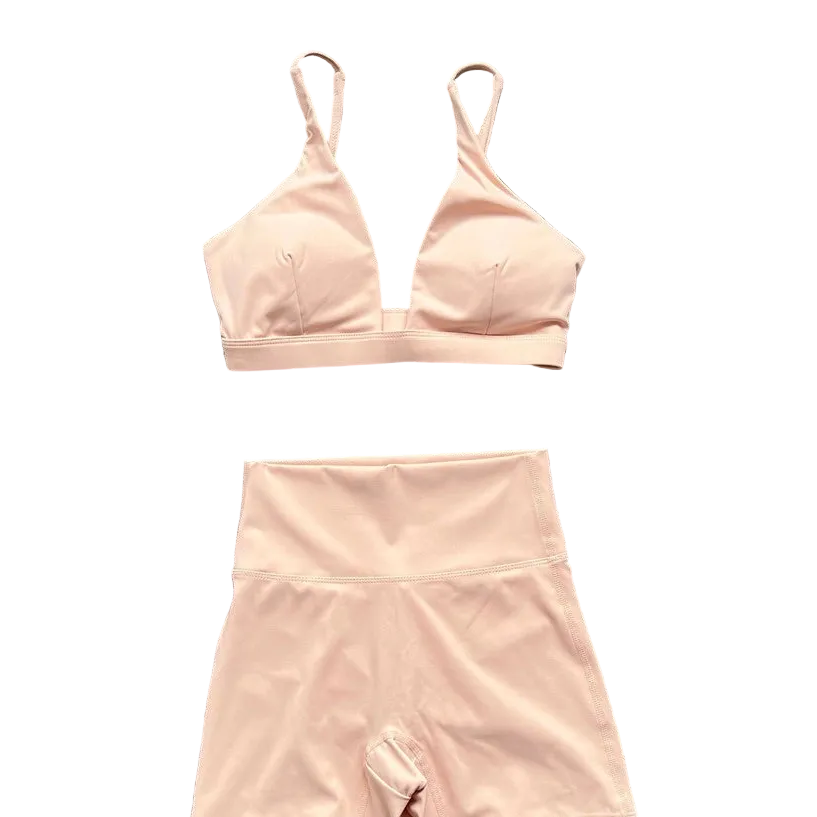 Xooie Fit Bra and Leggings Set in Soft Pink for Comfortable Workout Wear