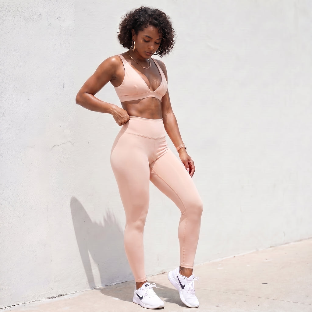 Xooie Fit Women's Bra and Leggings Set in Soft Pink for Comfortable Workouts