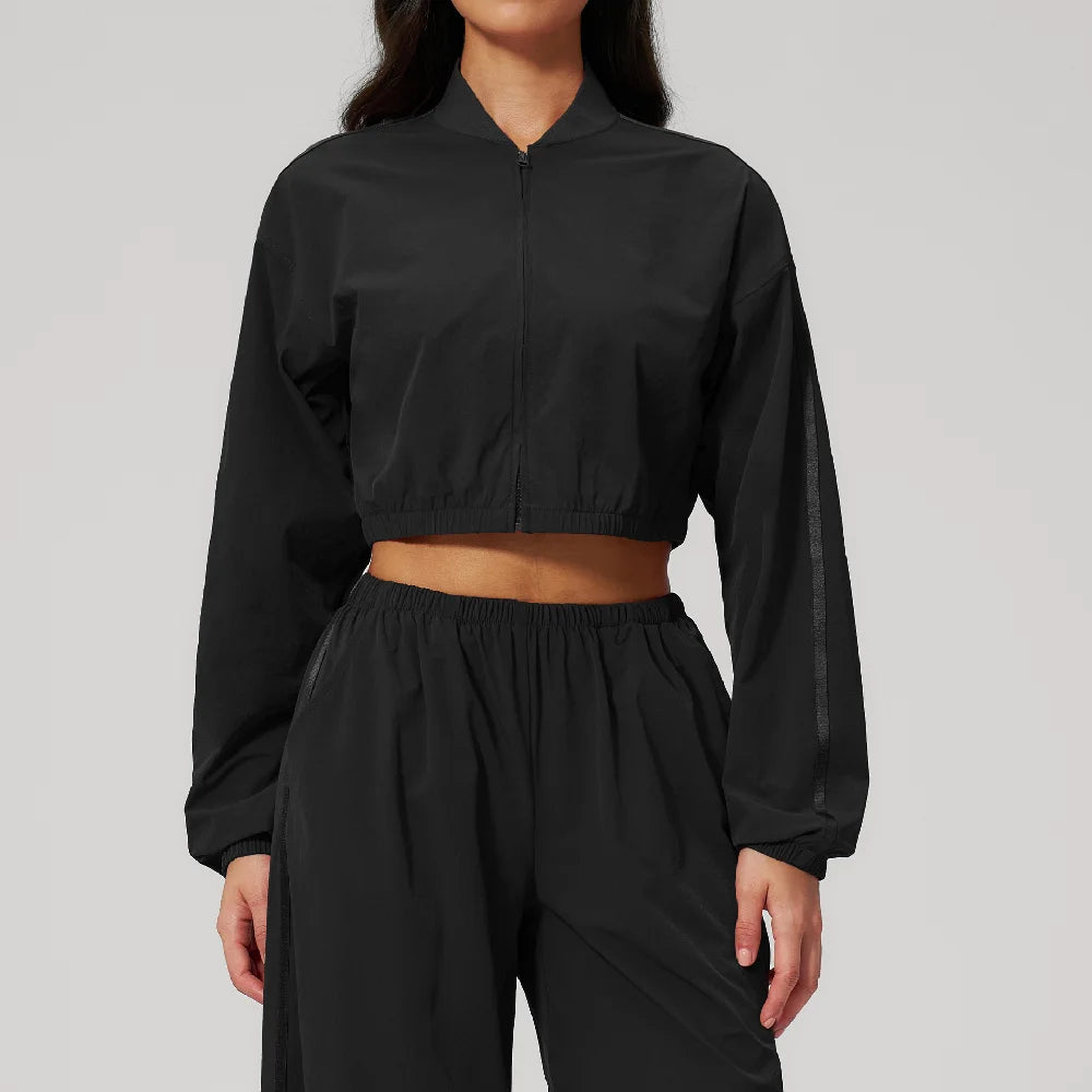 Women’s cropped zip-up yoga jacket, black, long sleeves with front zipper