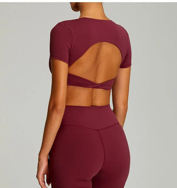 Xooie Fit Two-Piece Set featuring Flare Pants Matching Set for Women in Burgundy with Open Back Design