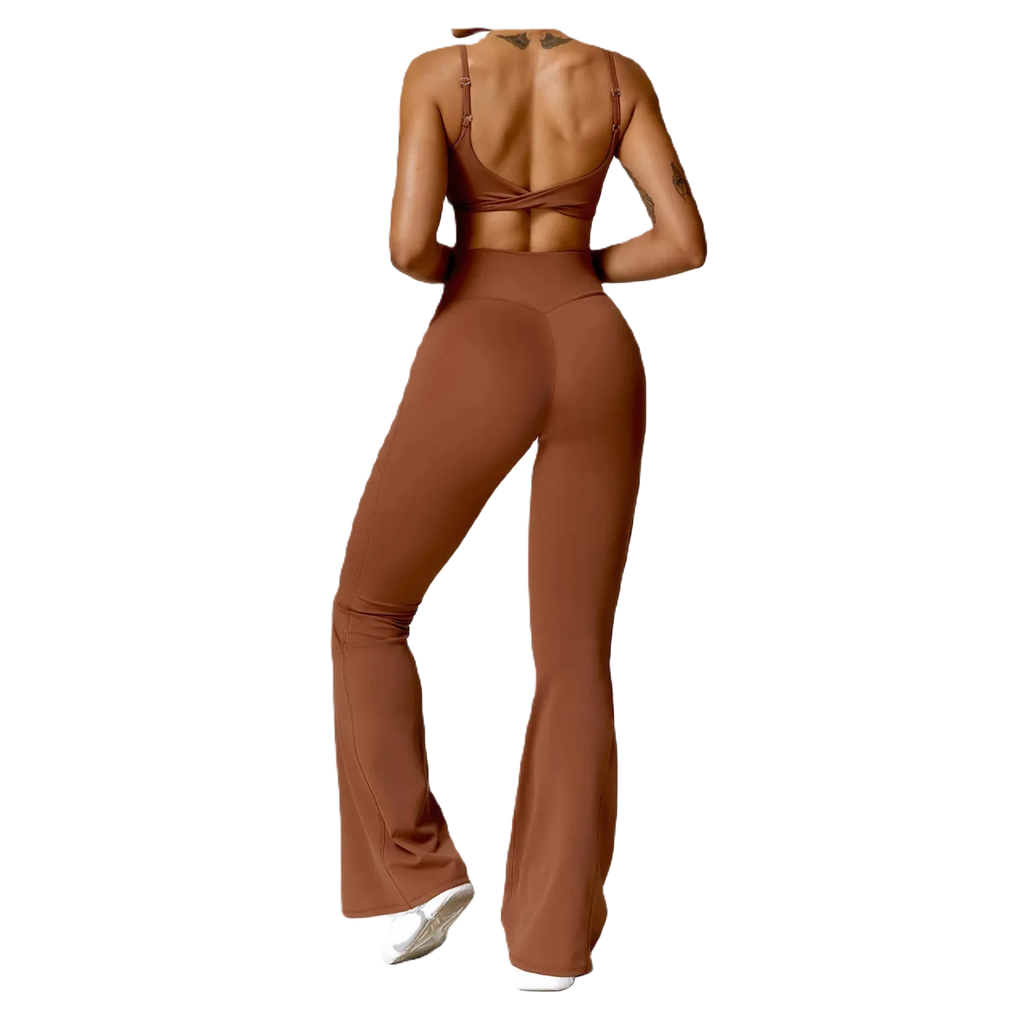 Xooie Fit Flare Yoga Pants Set in Brown with a Stylish Crop Top Design for Comfortable Workouts