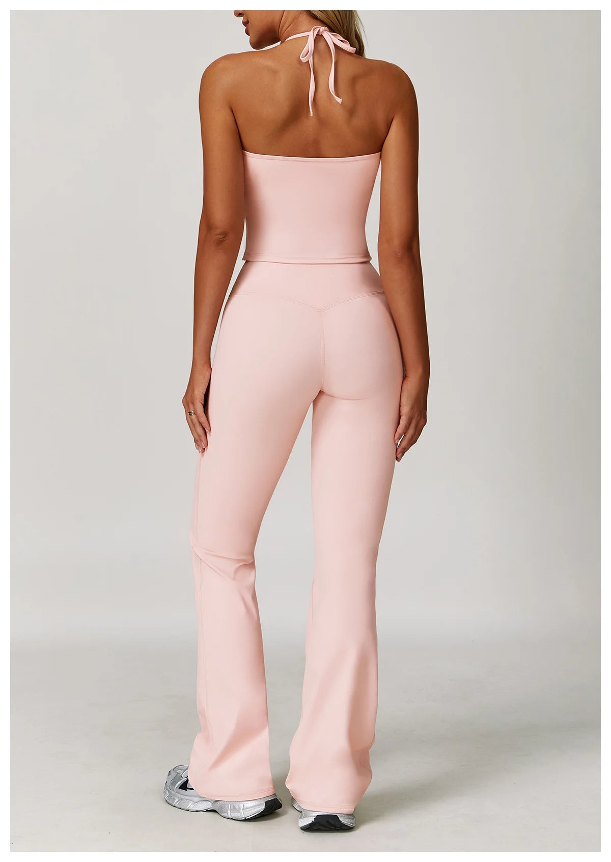 Xooie Fit Halter Tank Top and Leggings Set in Soft Pink for Comfortable and Stylish Wear