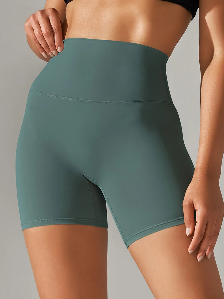 Xooie Fit high quality active shorts in green with high waistband for optimal support and comfort