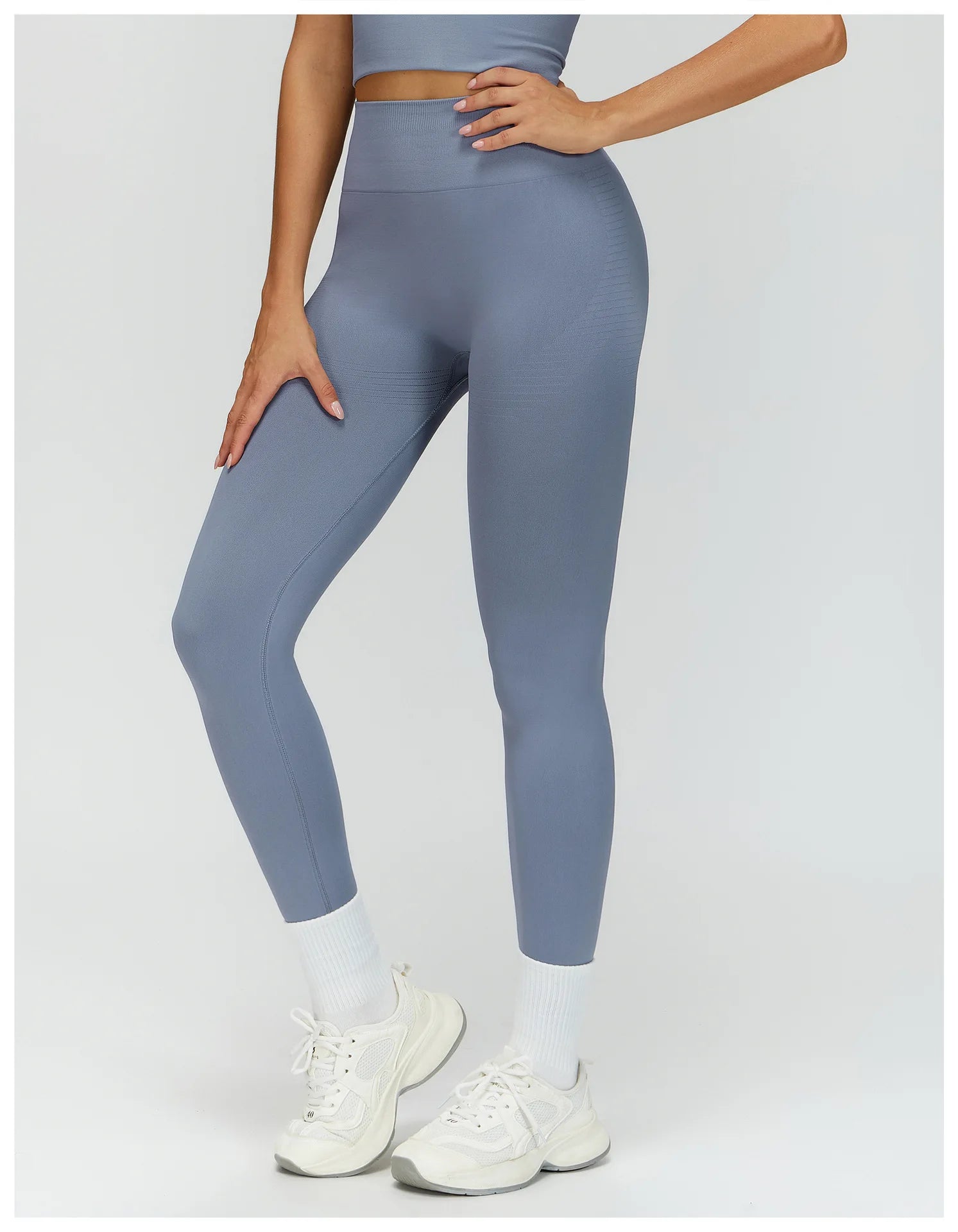 Sea blue high-waisted active leggings with tapered ankle-length legs