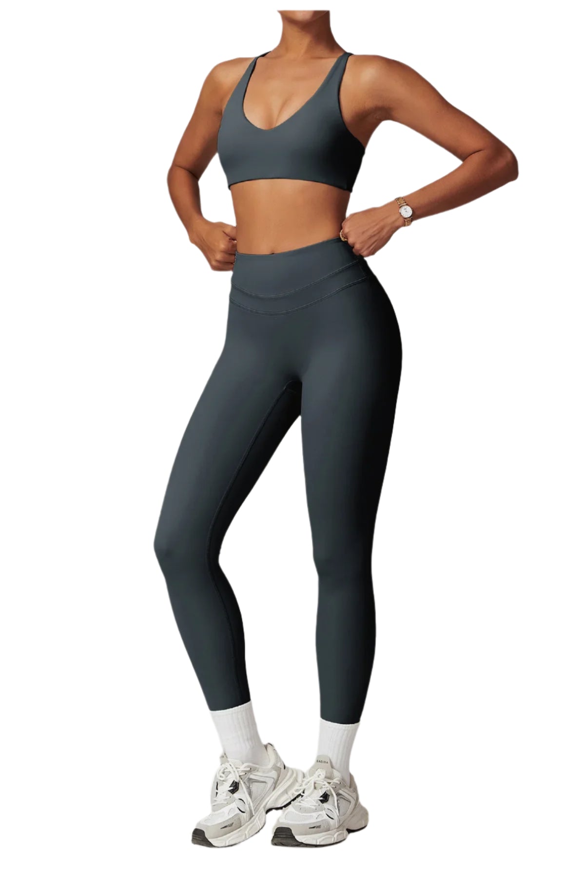 Xooie Fit matching workout set for running featuring a supportive sports bra and high-waisted leggings