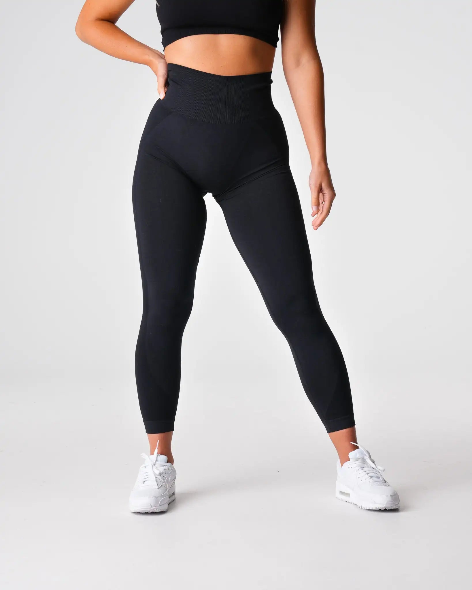 Xooie Fit High Intensity Leggings for Women in Black with a High Waist Design for Comfort and Style