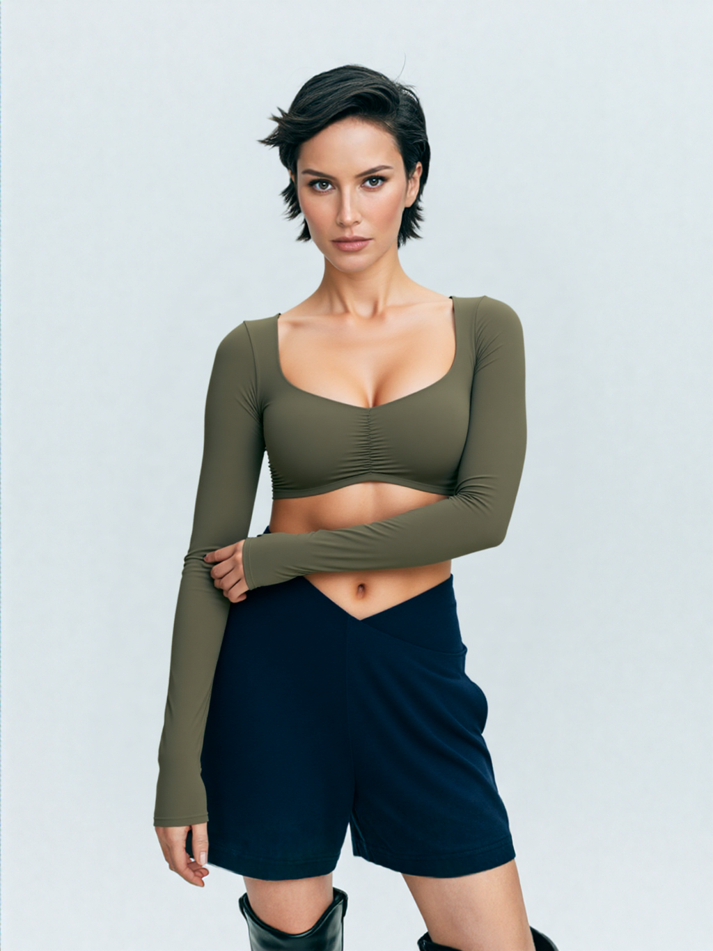 Sleeved & Sexy | Fitted Long Sleeve Crop Top
