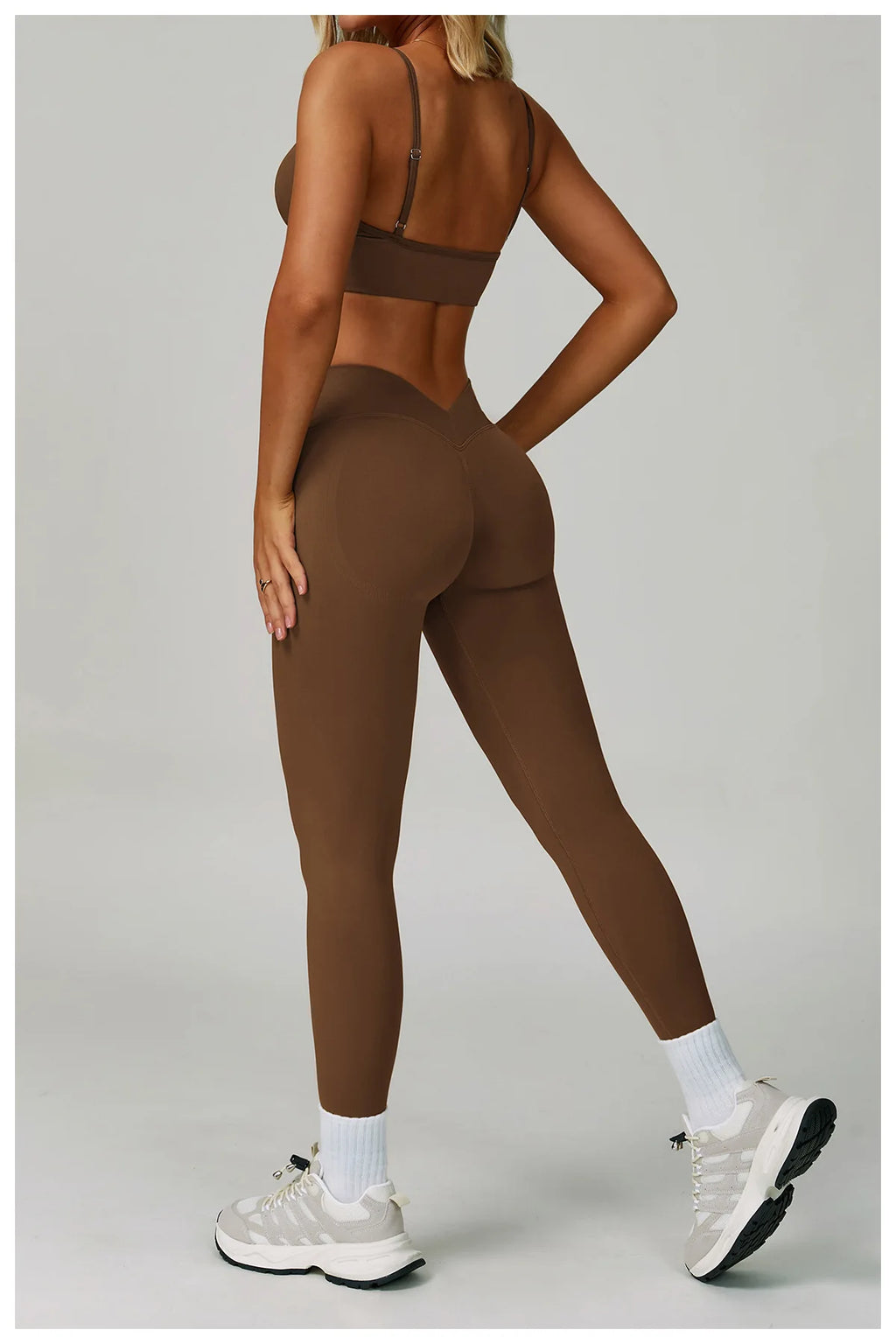 Xooie Fit high waisted leggings and sports bra set in brown, featuring a flattering design for workouts