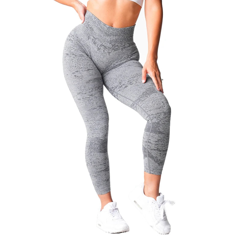 Xooie Fit high waisted seamless leggings in gray, perfect for comfort and workouts