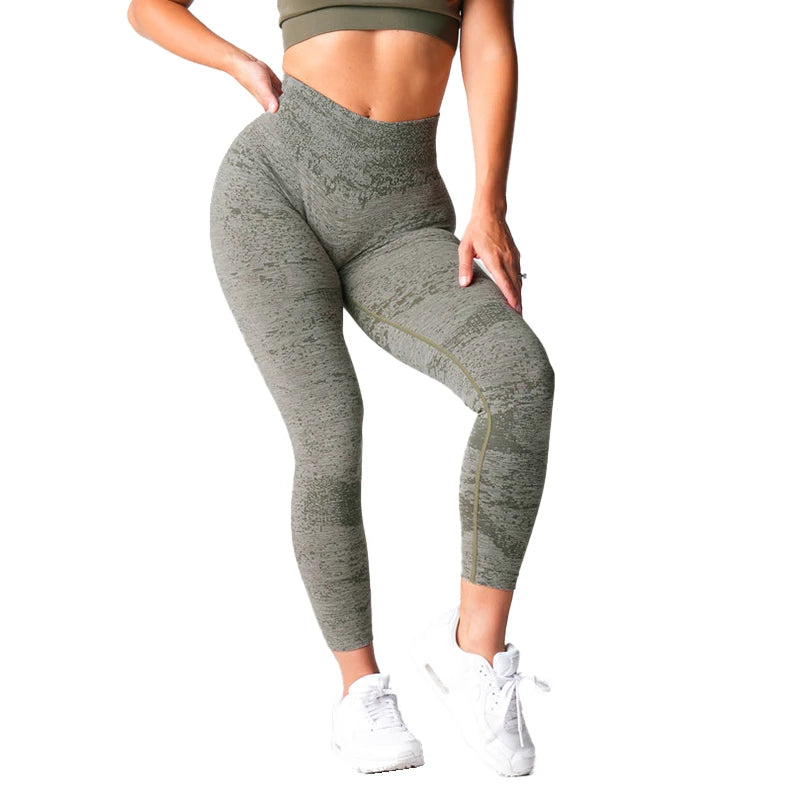 Xooie Fit high waisted seamless leggings in olive green, perfect for workouts and casual wear