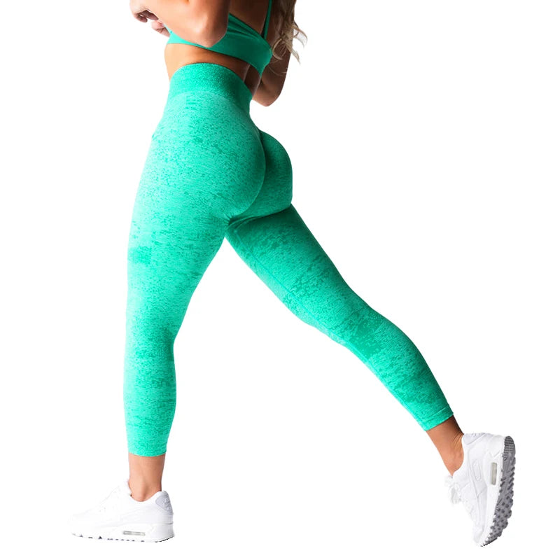 Xooie Fit high waisted seamless leggings in turquoise for a flattering athletic fit and maximum comfort