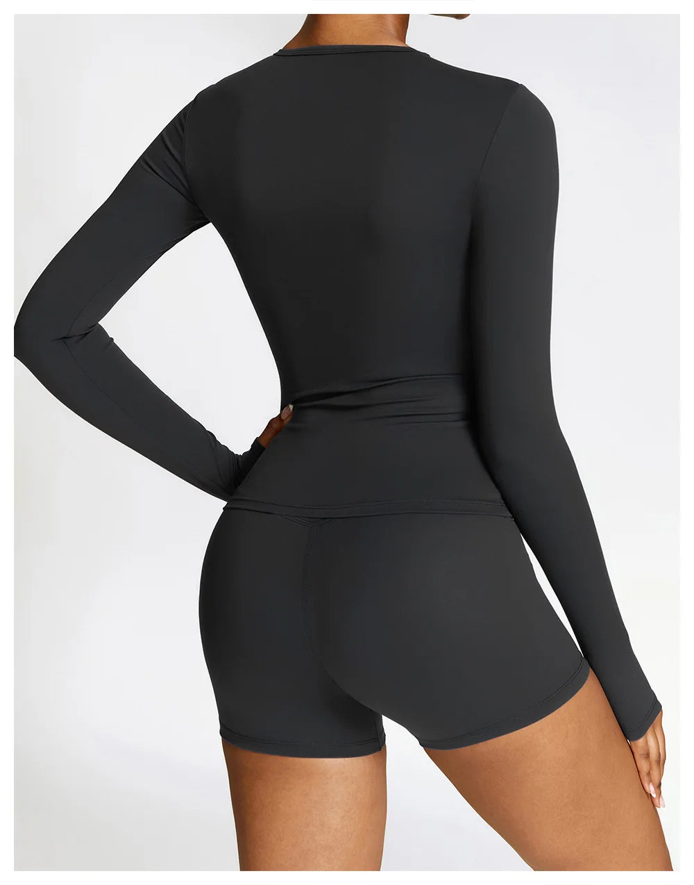Xooie Fit Long Sleeve Workout Outfit in Black for Comfortable Exercise Performance
