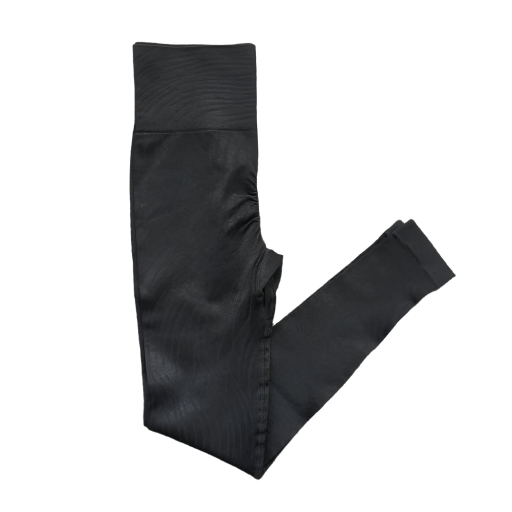 Black Xooie Fit women's fitted crop top leggings with a sleek and modern design for workouts
