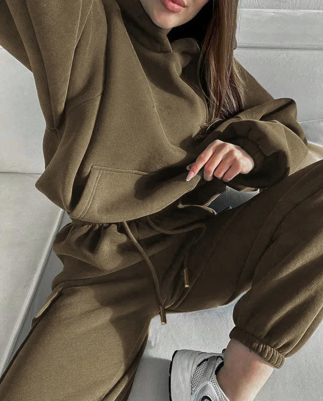 Xooie Fit women's jogger hoodie set in brown with relaxed fit and comfortable fabric