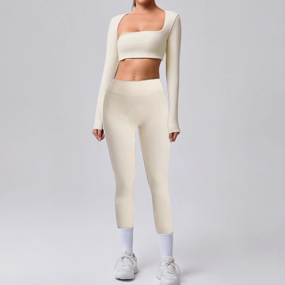 Xooie Fit women's fitness clothing set featuring a cropped top and leggings for stylish workouts