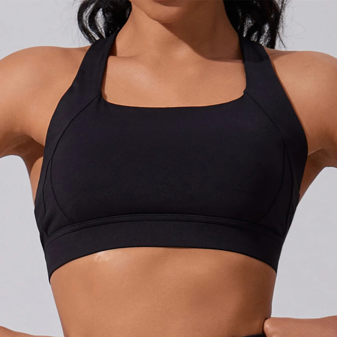 Xooie Fit women's fitness matching set with a stylish black sports bra for active workouts