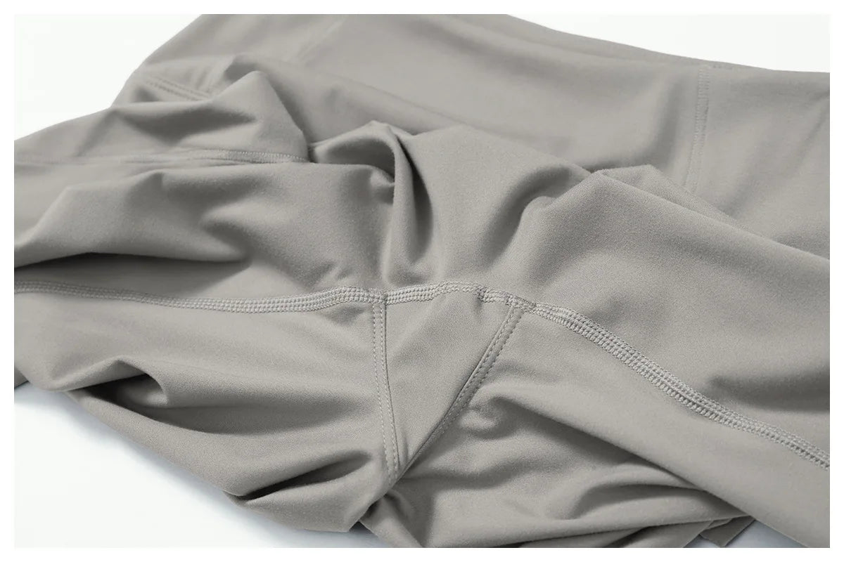 Women's fitness two-piece set in soft grey fabric, ideal for workouts and casual wear pants2
