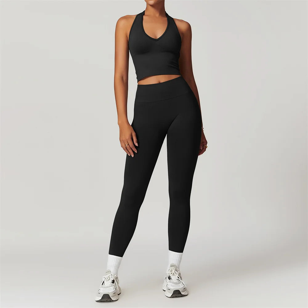 Xooie Fit black women's workout matching set with crop top and high-waisted leggings